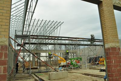 April 2016 - 2